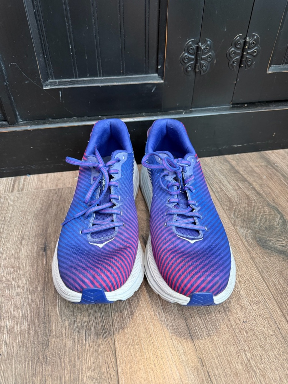Hoka One One Women's Rincon 2
Athletic Running Shoe in Clematis Blue/Arctic
11 - Picture 3 of 7